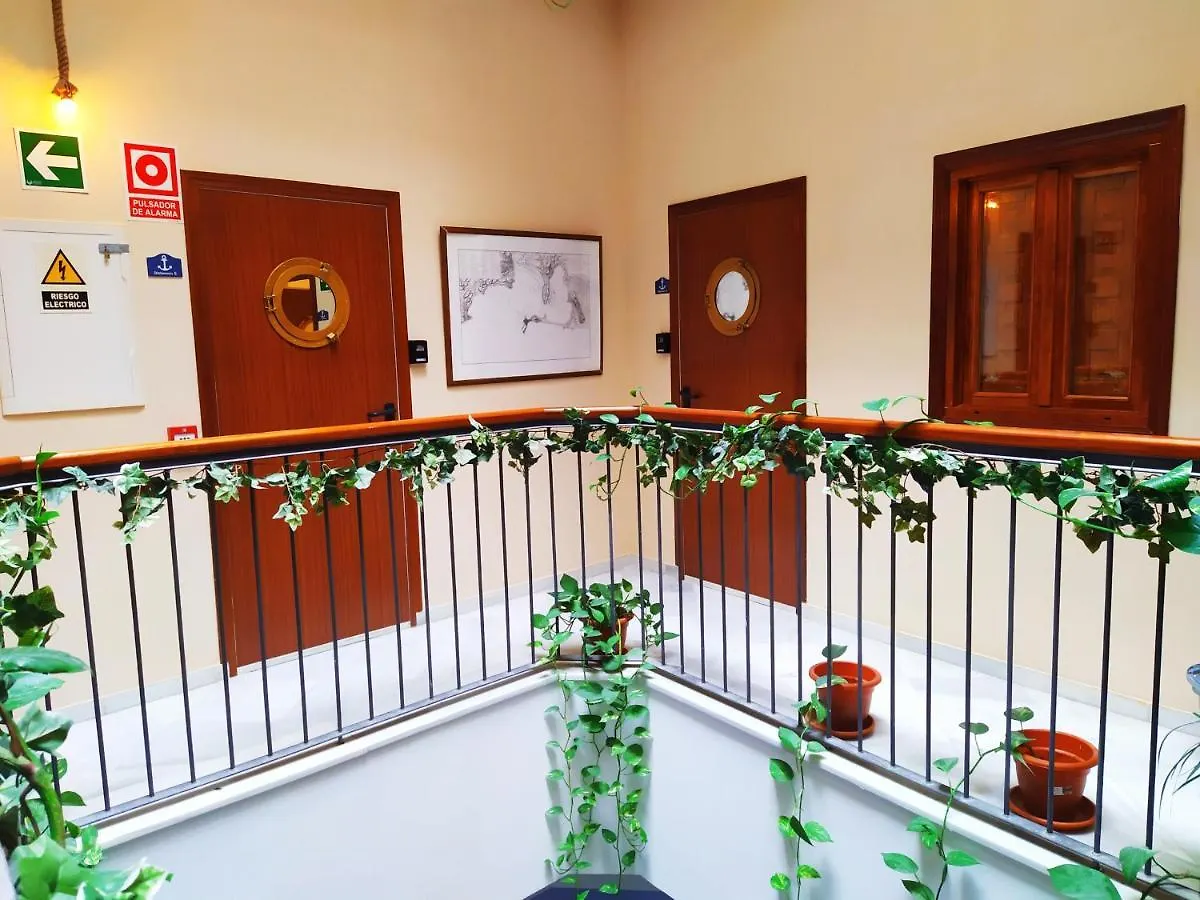 Hostal Casa Nautilus Cadiz Guest house