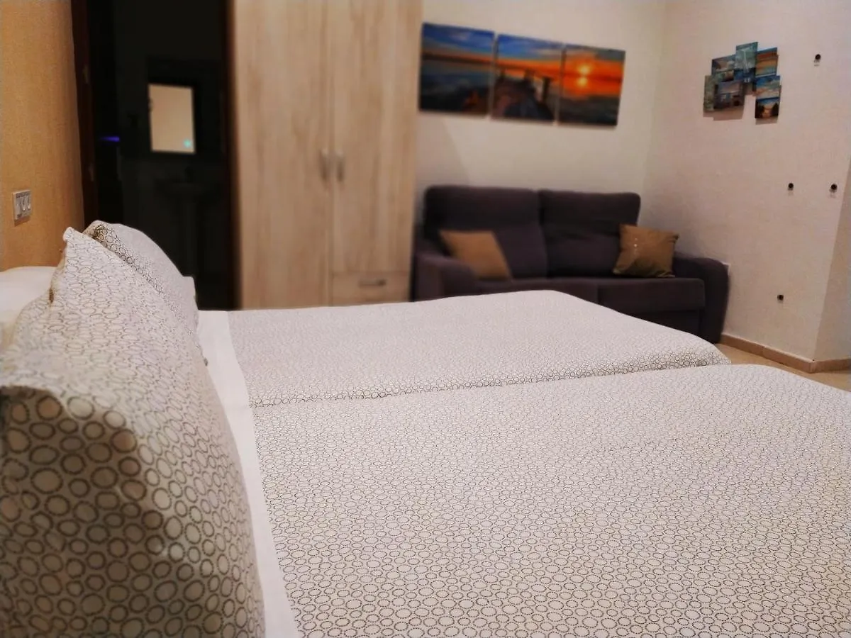 Guest house Hostal Casa Nautilus Cadiz Spain