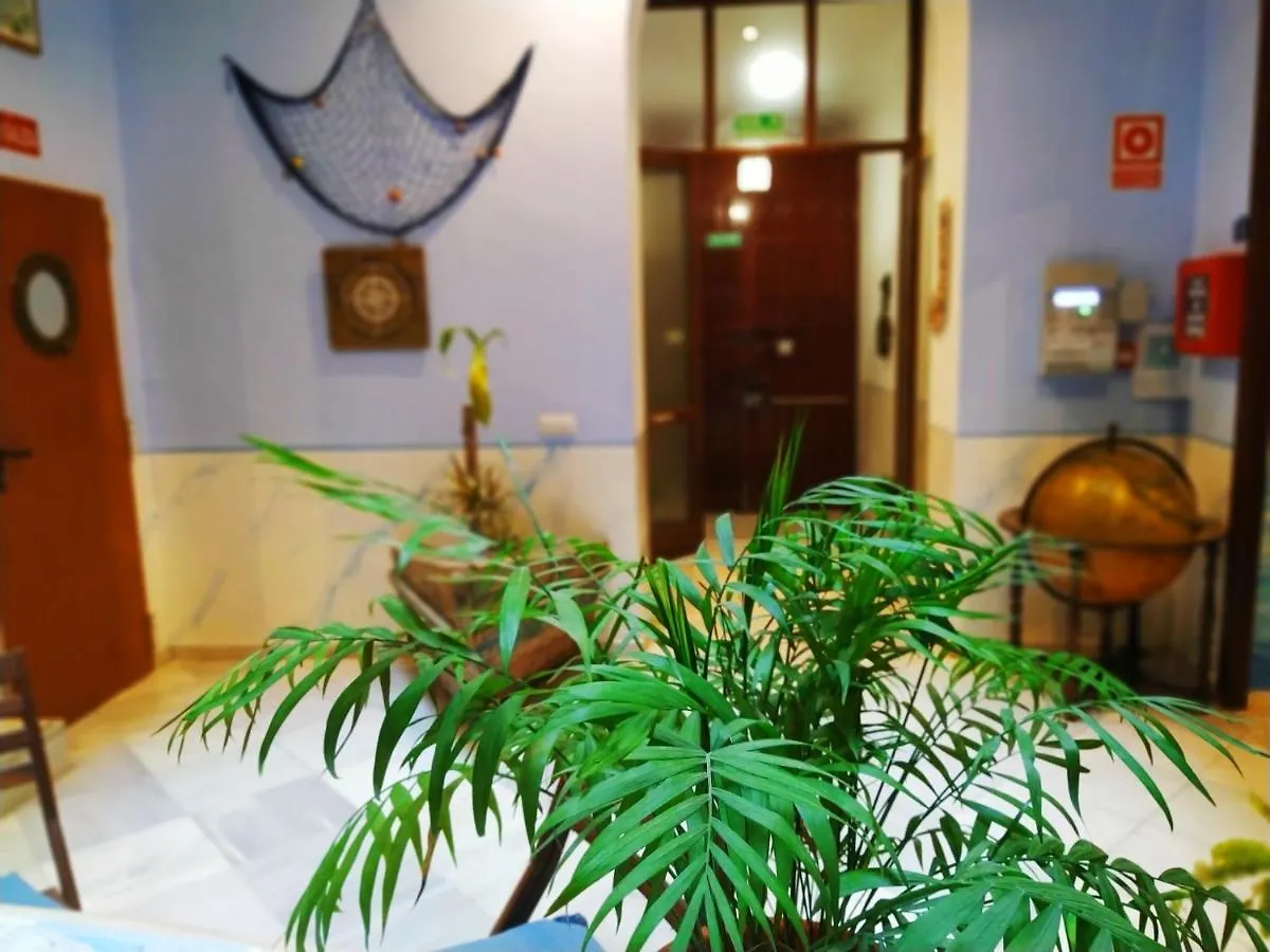 Guest house Hostal Casa Nautilus Cadiz