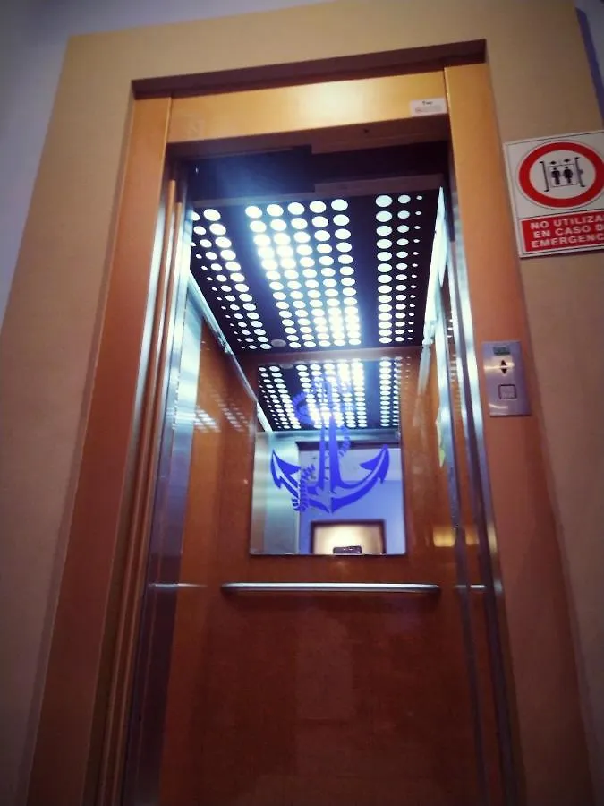 Hostal Casa Nautilus Cadiz Guest house