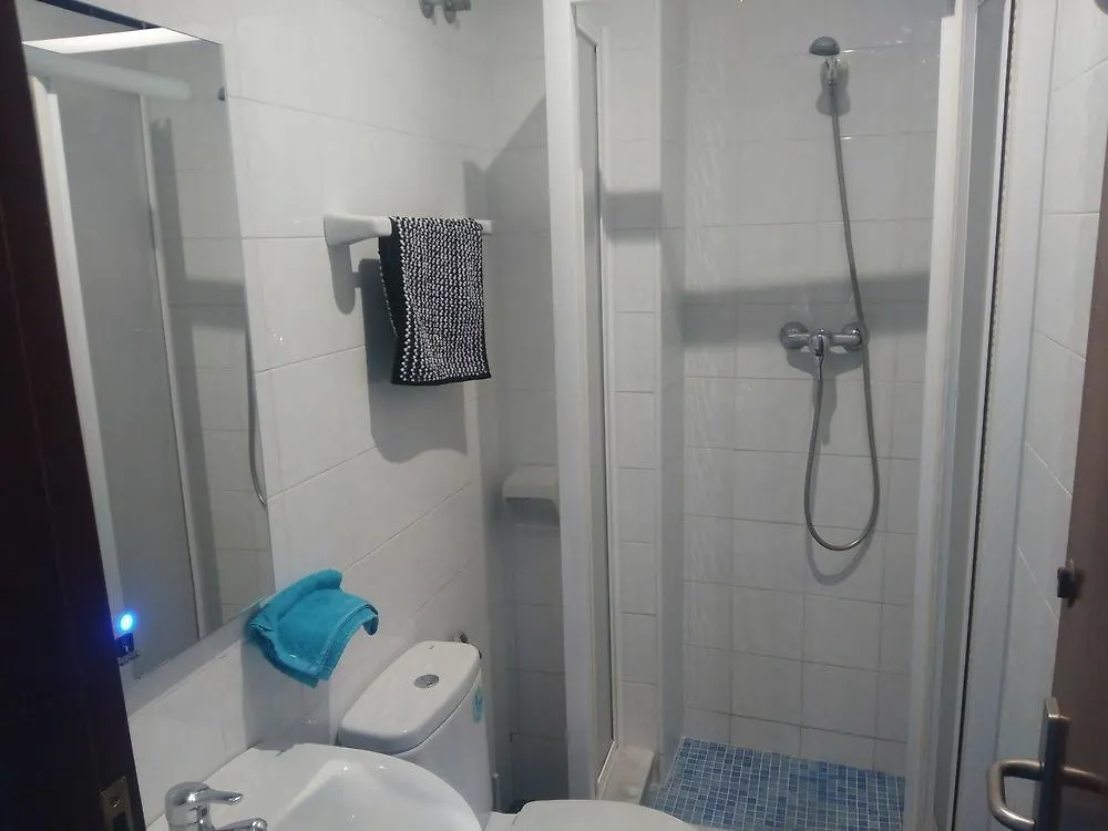 Hostal Casa Nautilus Cádiz 0*,  España