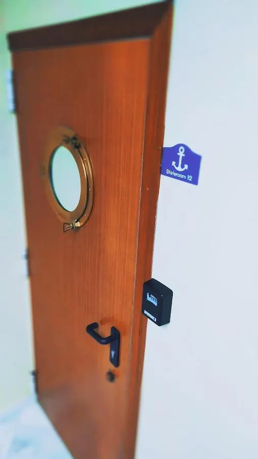 Hostal Casa Nautilus Cádiz Pensión