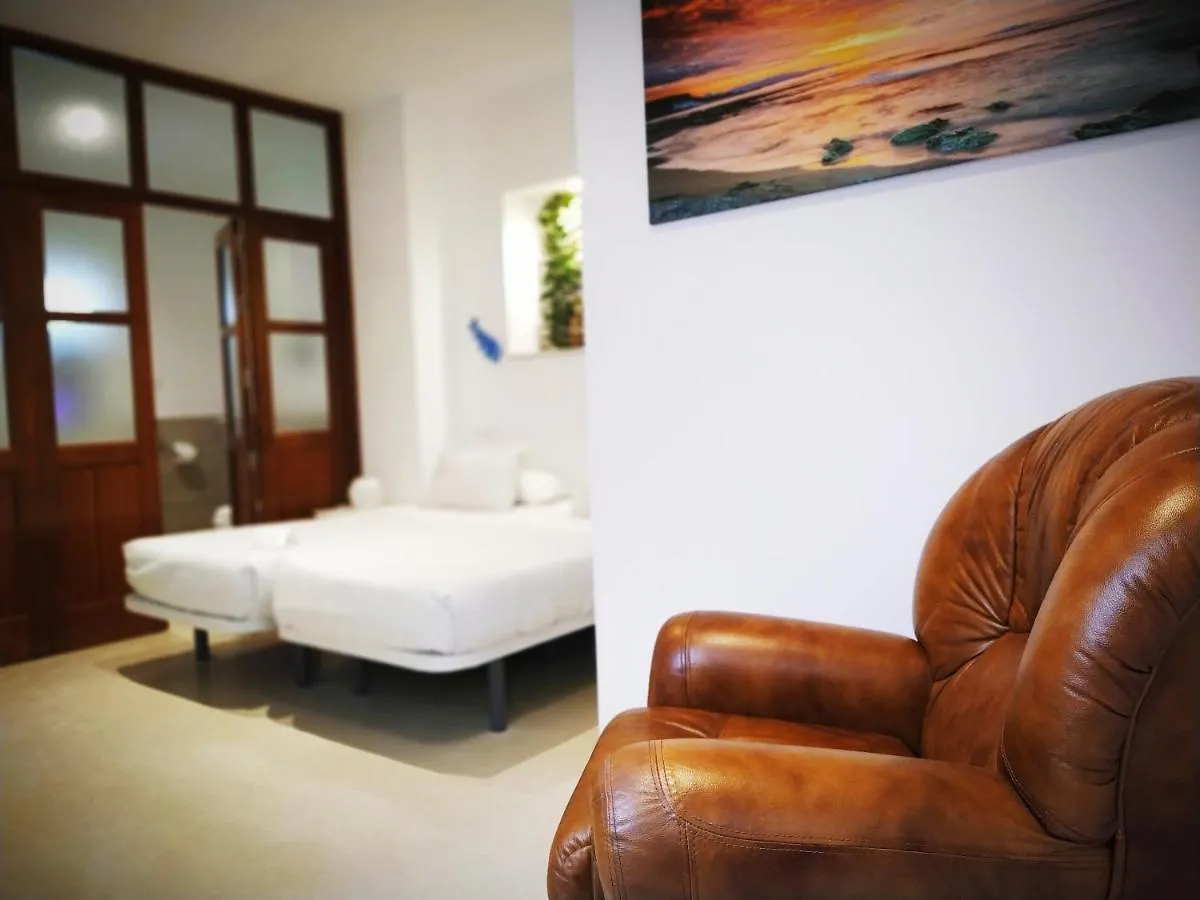 Pensión Hostal Casa Nautilus Cádiz España