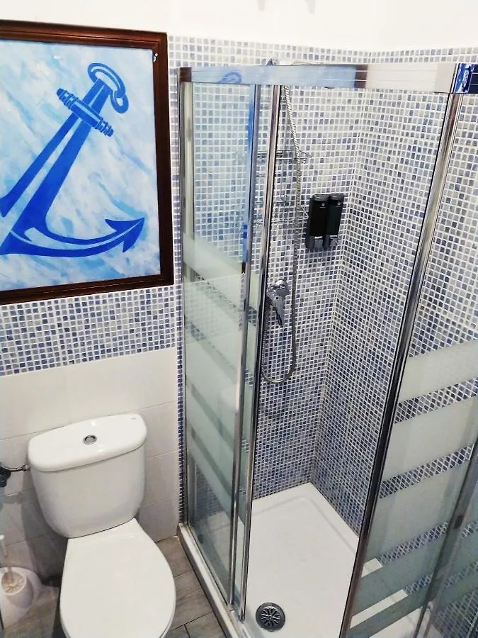 Pensión Hostal Casa Nautilus Cádiz España